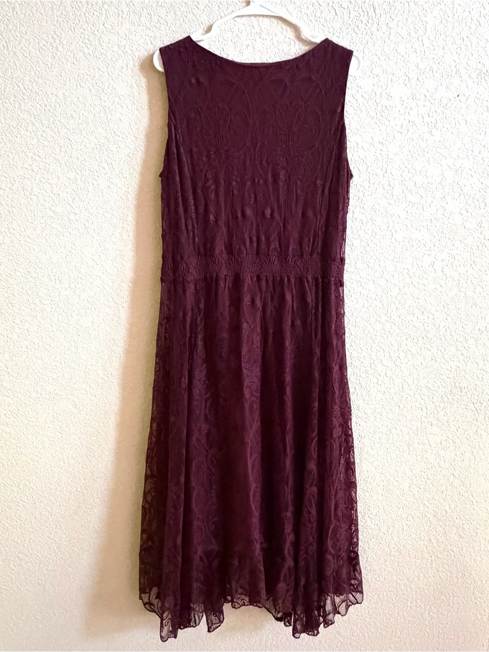 Reba Size 1X Burgundy Lace Midi Dress Romantic V Neck Lined Asymmetrical Hem y2k - Picture 5 of 10